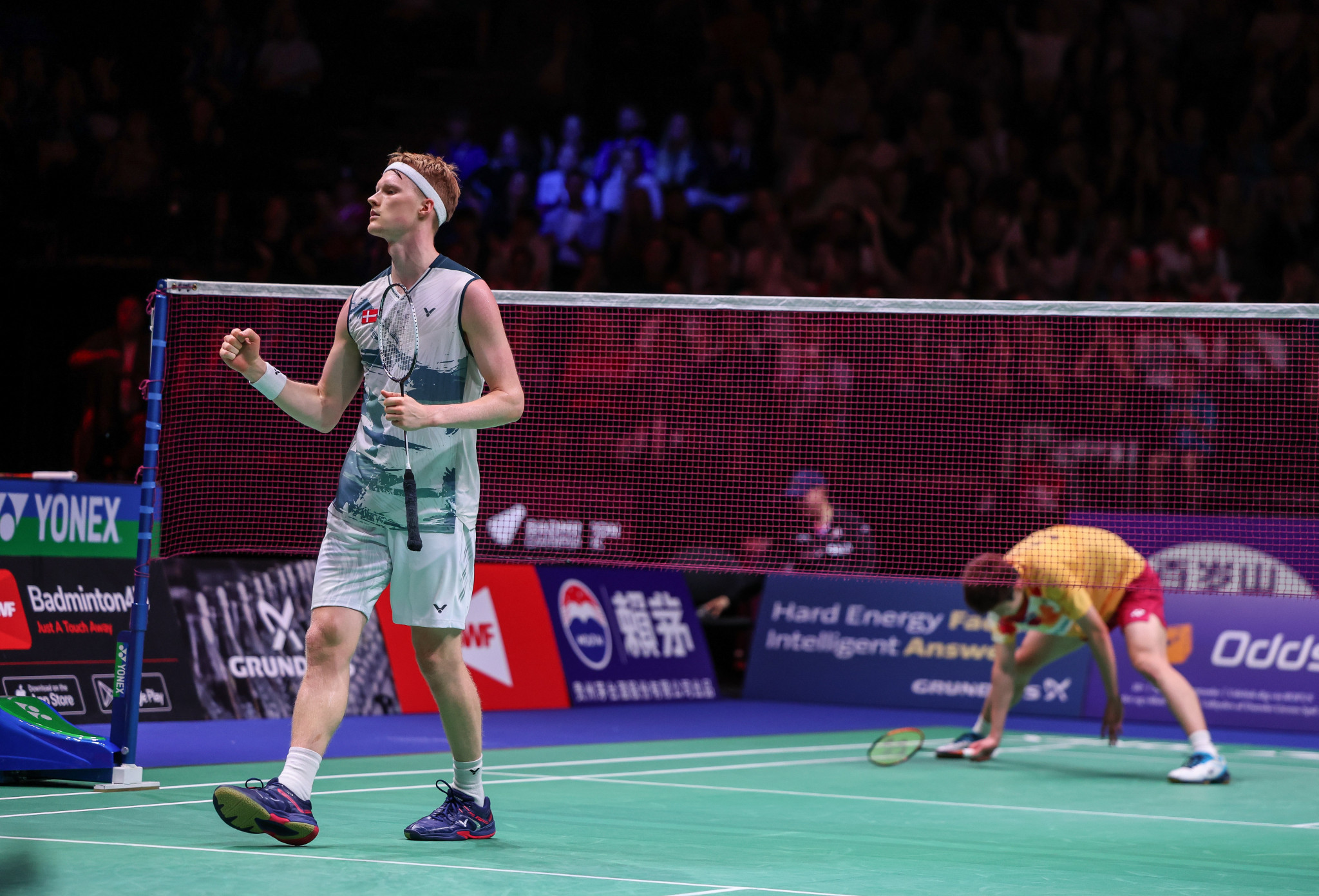 Kết quả cầu lông VĐTG hôm nay 23/08 mới nhất: Anders Antonsen hủy diệt dàn sao Malaysia? Kết quả cầu lông VĐTG hôm nay 23/08 mới nhất: Anders Antonsen hủy diệt dàn sao Malaysia?