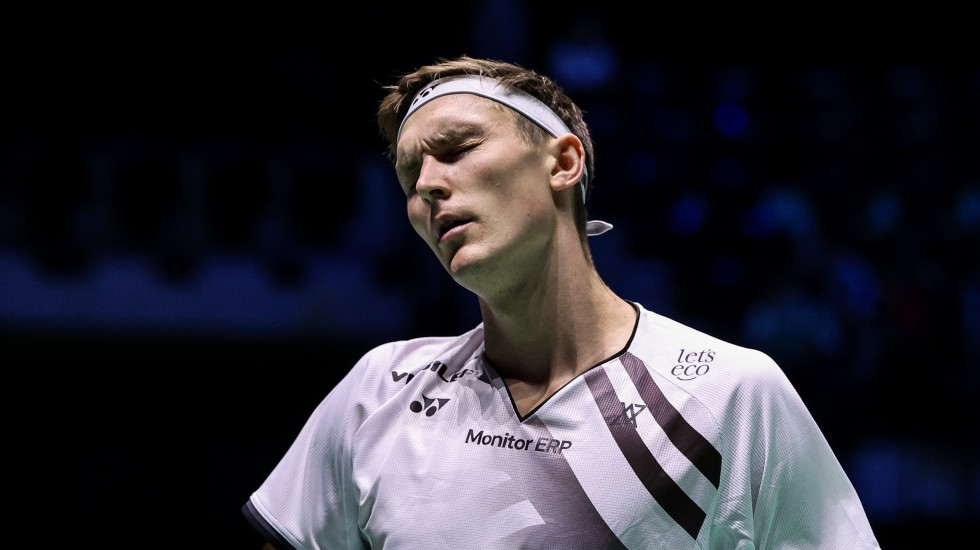 Số 1 thế giới cầu lông Viktor Axelsen thua sốc ở French Open 2024 Số 1 thế giới cầu lông Viktor Axelsen thua sốc ở French Open 2024