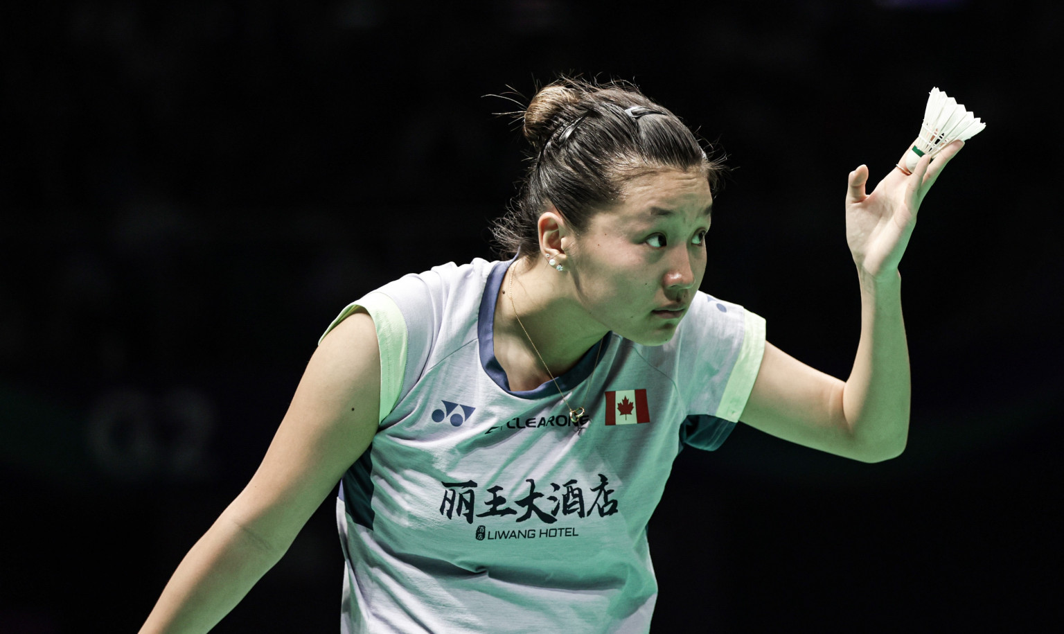 Wendy Zhang giúp Canada đè bẹp Singapore ở giải cầu lông Uber Cup trên quê hương Trung Quốc