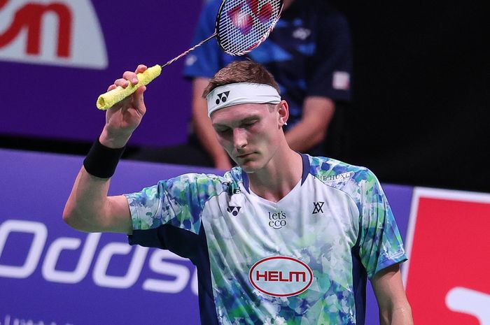 Kết quả cầu lông VĐTG hôm nay 25/08 mới nhất: Quá sốc khi số 1 thế giới Axelsen thua ngược