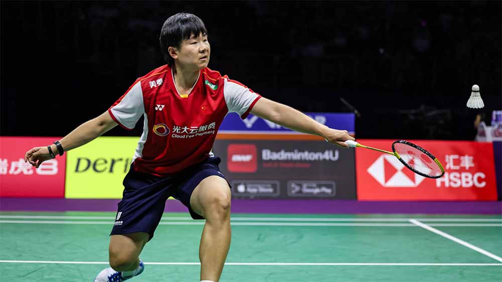 Cầu lông Nhật mở rộng 2023: Bại tướng của Nguyễn Thùy Linh ở SEA Games suýt loại cao thủ Trung Quốc