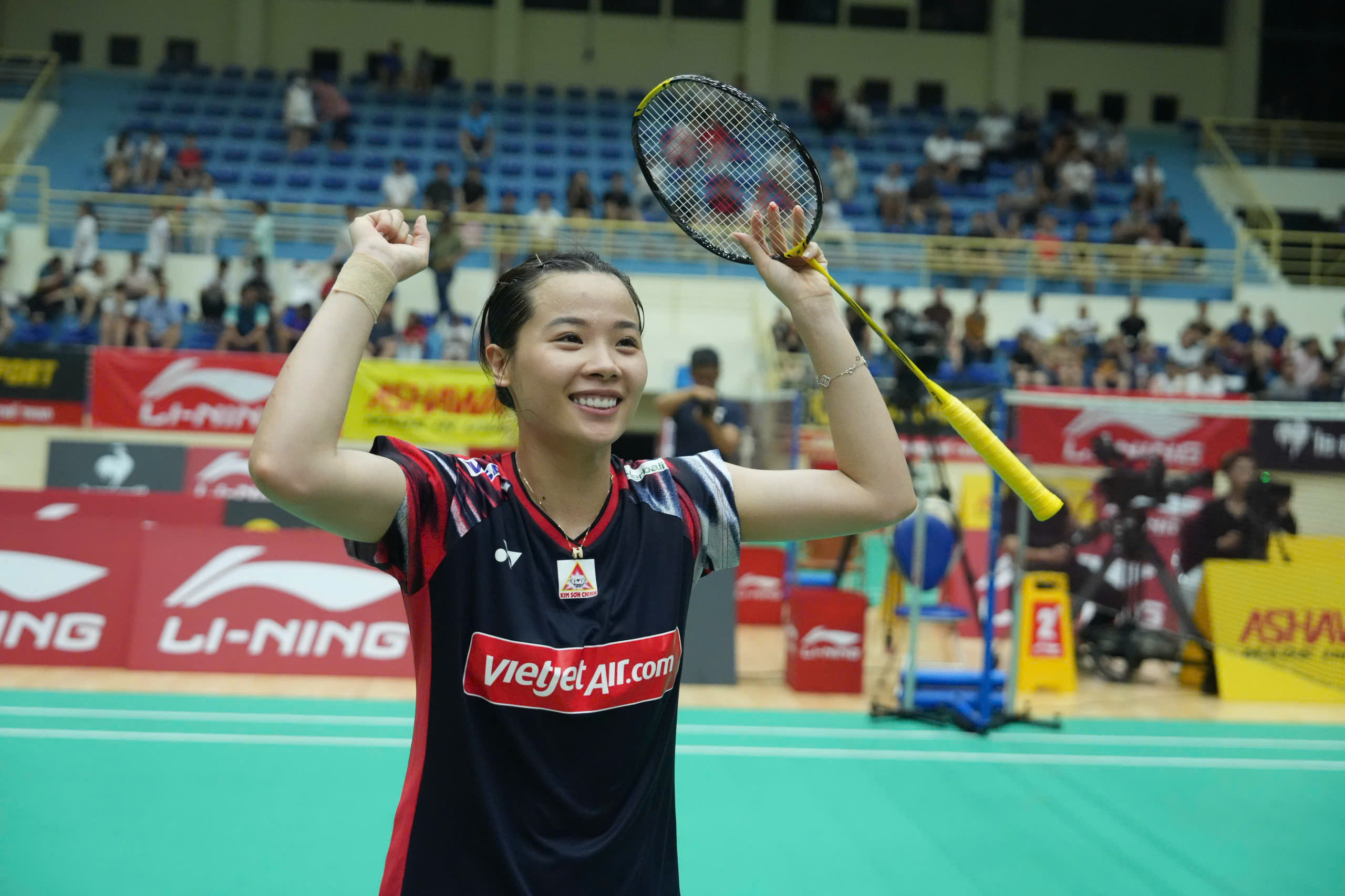 Nguyễn Thùy Linh lội ngược dòng giành ngôi vô địch đơn nữ tại Giải Vô địch Cầu lông các Câu lạc bộ Quốc gia 2026 Nguyễn Thùy Linh lội ngược dòng giành ngôi vô địch đơn nữ tại Giải Vô địch Cầu lông các Câu lạc bộ Quốc gia 2026