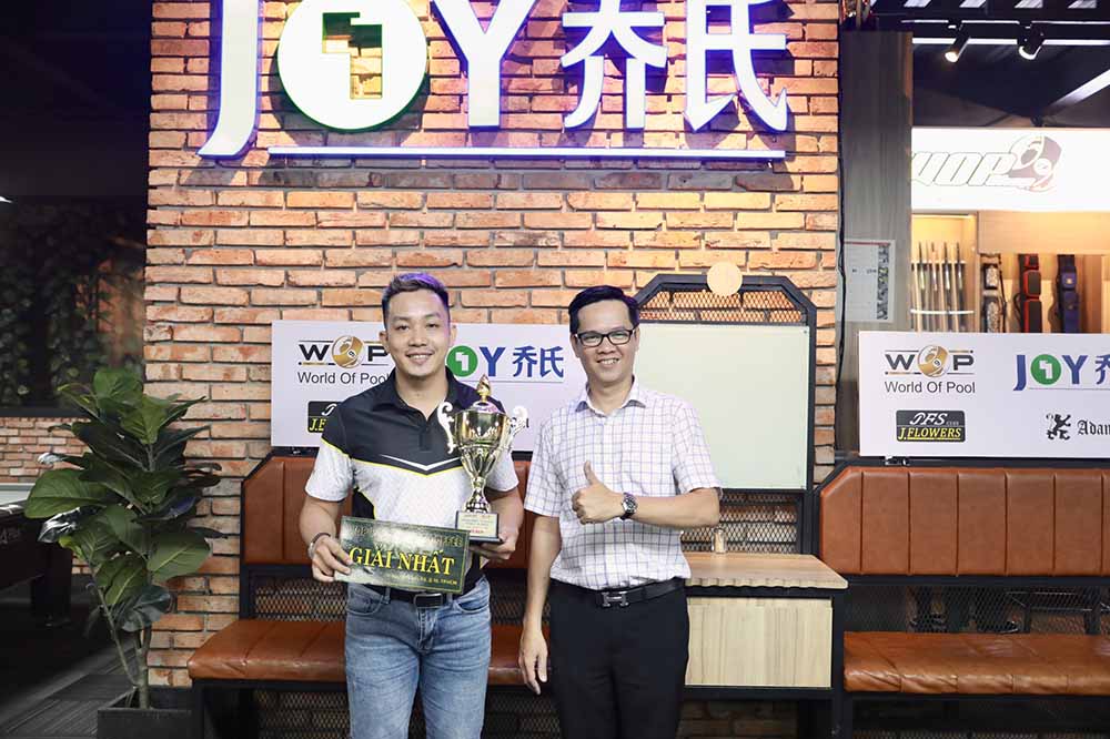 Hoàng Thái Duy vô địch giải billiard pool Joy Senior 8 Ball Tournament sau loạt penalty kịch tính