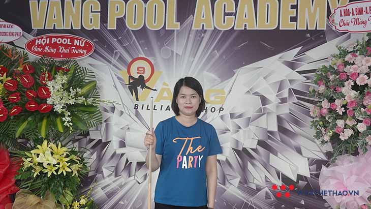 Cơ thủ pool nữ B&ugrave;i Xu&acirc;n V&agrave;ng khởi nghiệp với V&agrave;ng Pool Academy