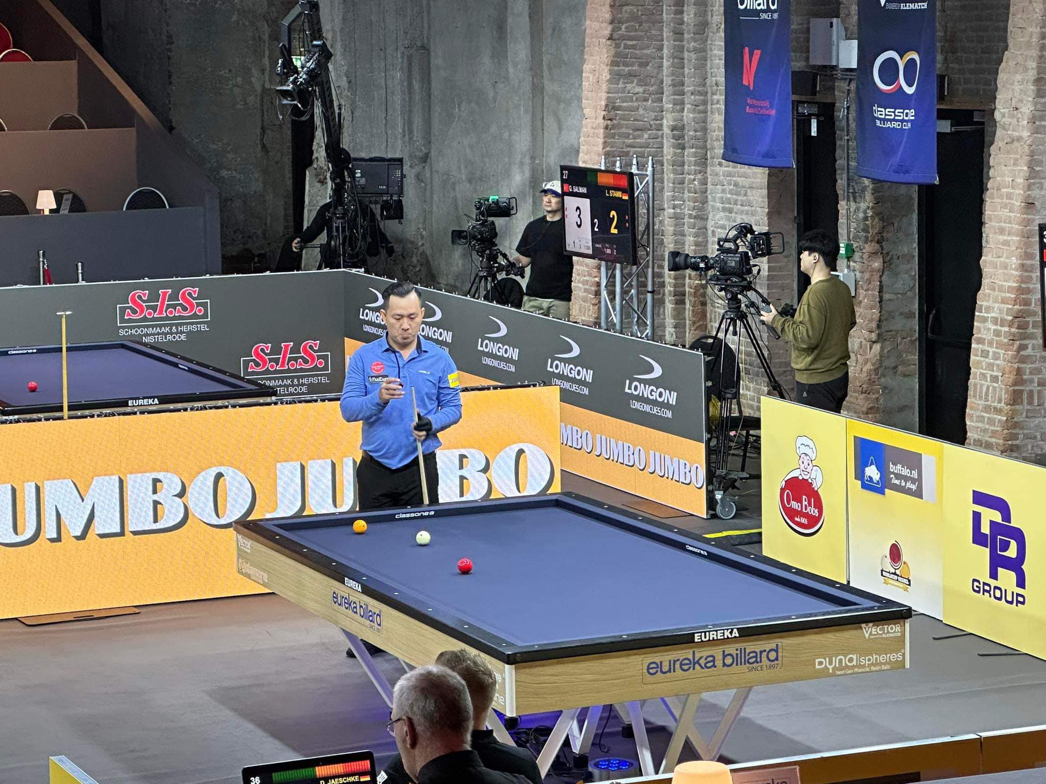 Giải billiard 3 băng Veghel World Cup 2023: Chiêm Hồng Thái lách qua khe cửa hẹp, tiếc cho Đào Văn Ly