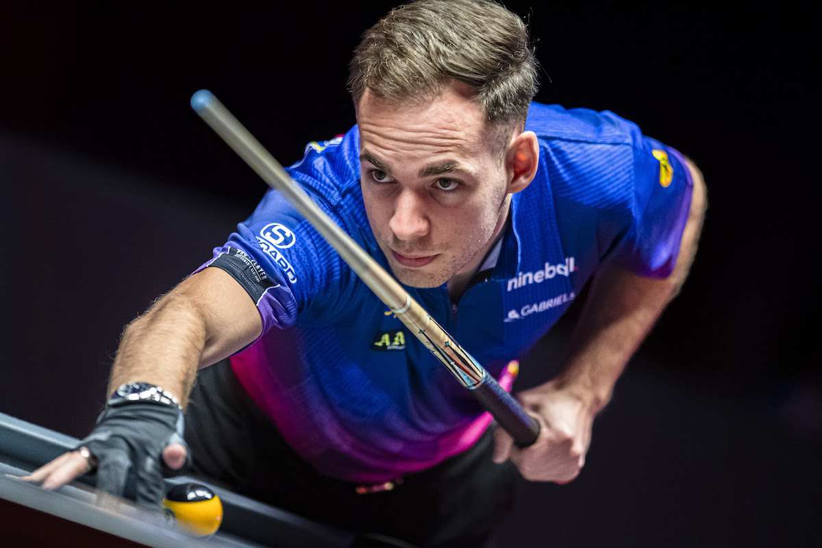 Joshua Filler đoạt ngôi đầu BXH billiards Premier League Pool 2024