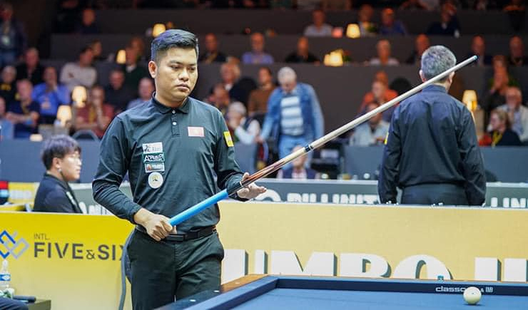 Nguyễn Trần Thanh Tự thua "người ngoài hành tinh" Frédéric Caudron ở giải billiard carom 3 băng World Cup tại Veghel