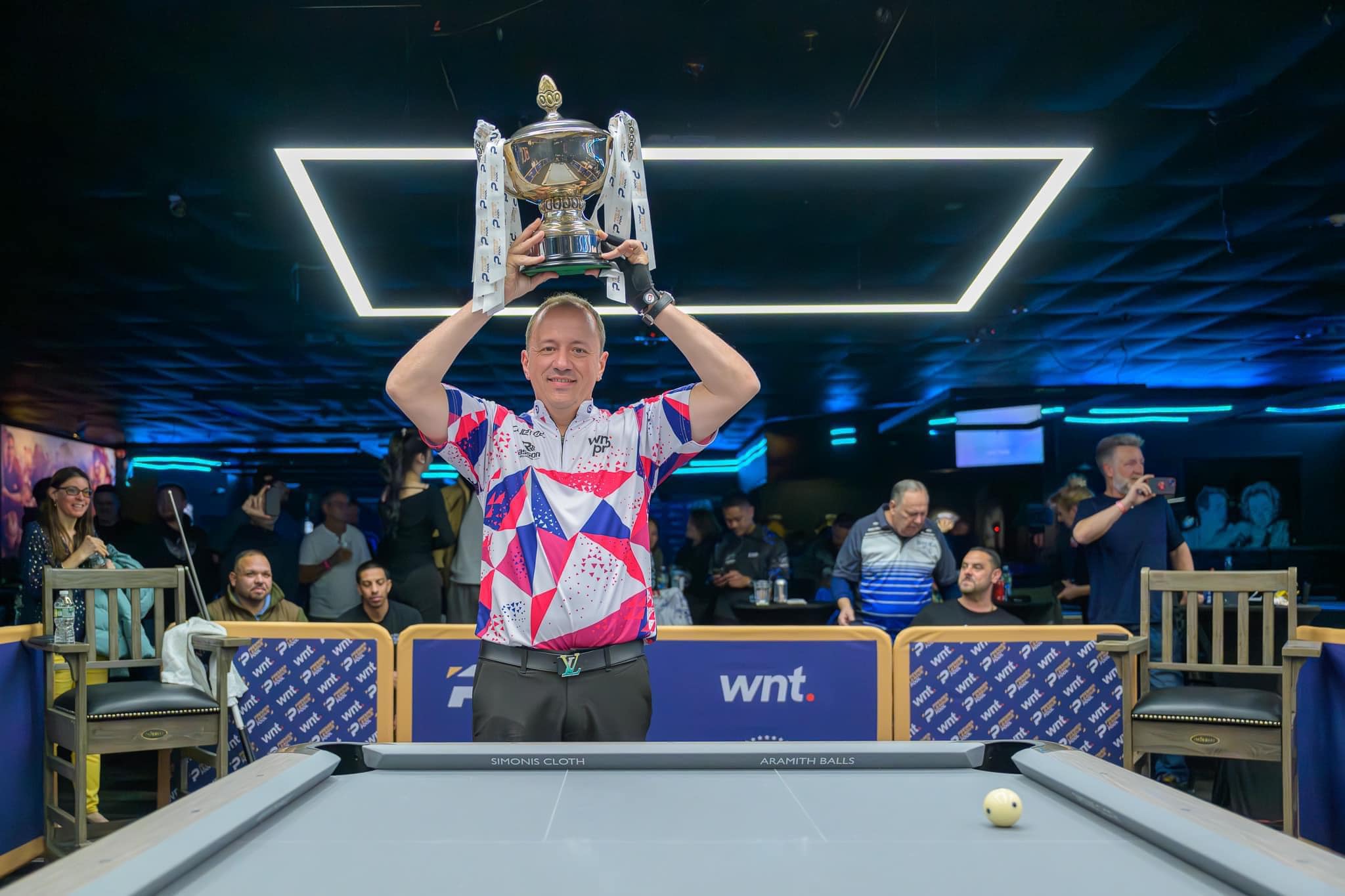 Shane Van Boening xuất sắc vô địch giải billiards Premier League Pool 2024