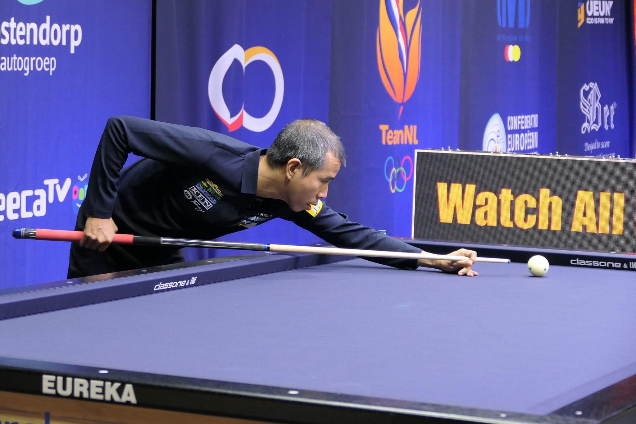 Trần Quyết Chiến thắng Peter Ceulemans để vào chung kết giải billiard carom 3 băng World Cup tại Veghel