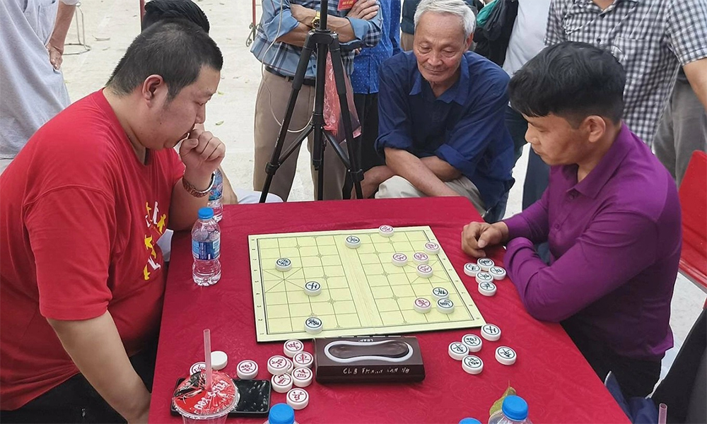 Đại sư Vương Hạo và "cú sốc" tại hội làng Việt Nam: Khi cờ tướng không biên giới bùng nổ trên truyền thông số