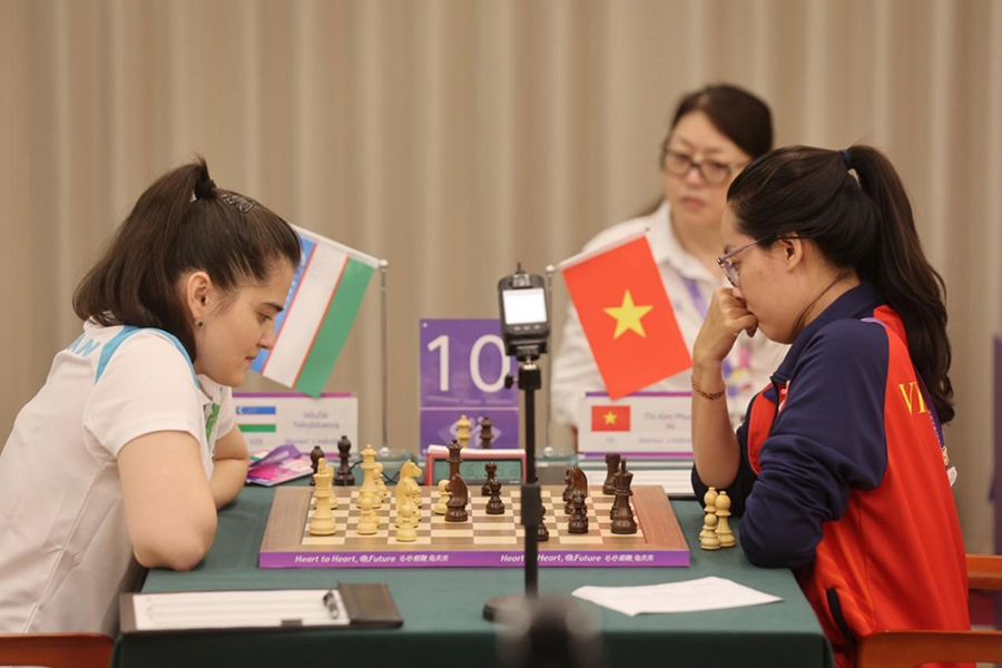 Cờ vua Asian Games 19 ngày 07/10: Nữ Việt Nam hụt 1 điểm để có HCĐ