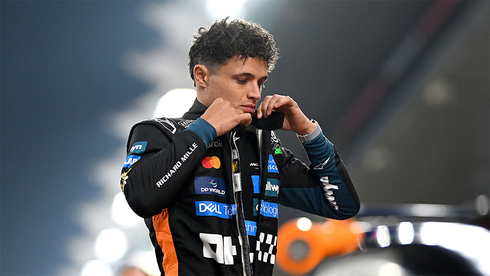 F1 Abu Dhabi nóng bỏng: Lando Norris dẫn đầu ngày tập luyện, Max Verstappen vẫn lo lắng F1 Abu Dhabi nóng bỏng: Lando Norris dẫn đầu ngày tập luyện, Max Verstappen vẫn lo lắng