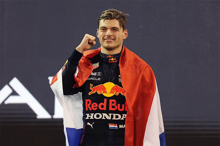 Kết quả F1 mới nhất 13/12: Verstappen "đánh cắp" ngôi vô địch thế giới của Hamilton?