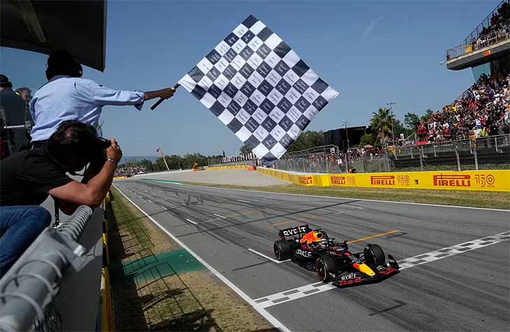 Kết quả đua F1 mới nhất 23/5: Đồng đội nhường Verstappen dẫn đầu cuộc đua Vô địch thế giới