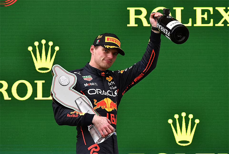 Kết quả đua F1 mới nhất 25/4: Hamilton thảm bại, Verstappen giúp Red Bull thống trị