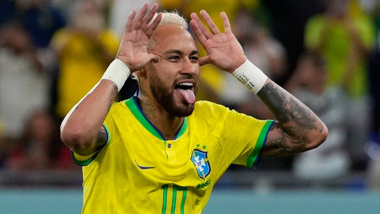World Cup 2022: Tưng bừng vũ điệu Samba, tiếc nuối cho Samurai xanh