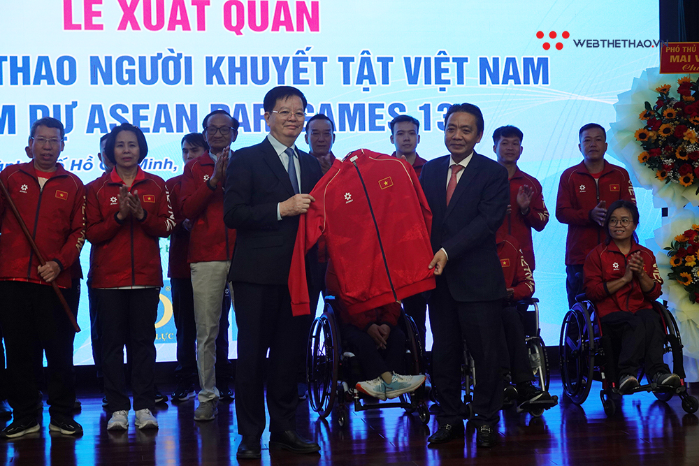 Ph&oacute; Thủ tướng Mai Văn Ch&iacute;nh nhắn gửi th&ocirc;ng điệp đặc biệt đến Đo&agrave;n Thể thao Người khuyết tật VN dự ASEAN Para Games 13