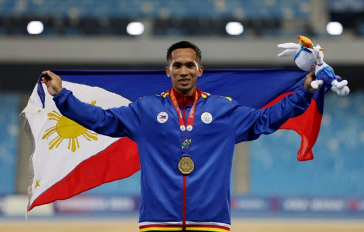 Độc lạ SEA Games 32: VĐV điền kinh thi đấu… 11 môn, giành 1 HCV, 1 HCB trong 2 ngày