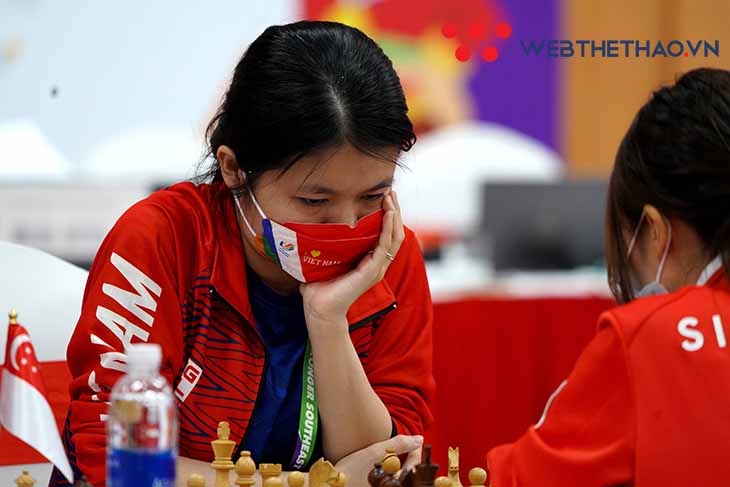 Cờ vua SEA Games 31: Phạm Lê Thảo Nguyên từ bị gãy tay trở thành cao thủ hàng đầu khu vực