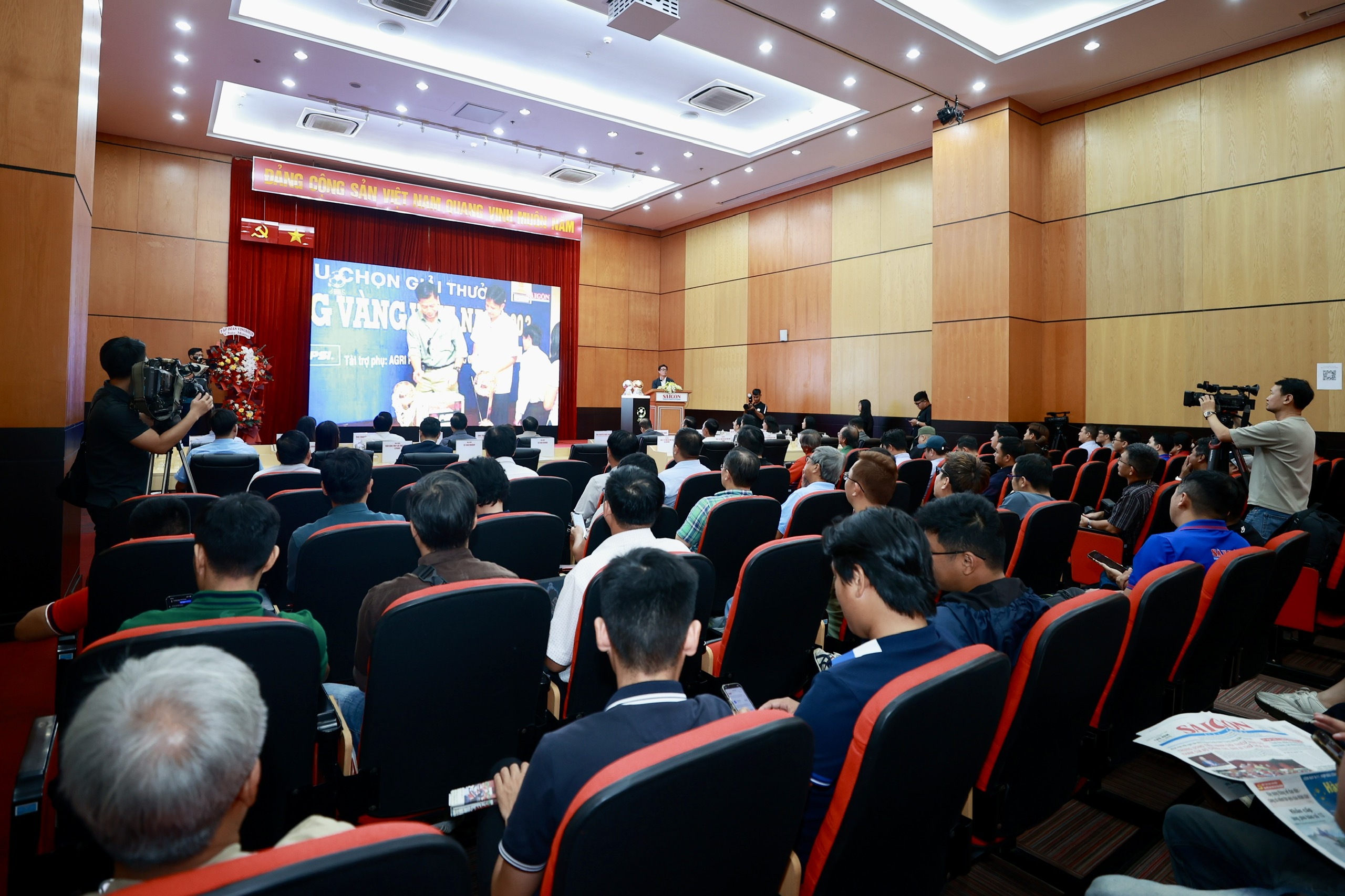 Công bố thể thức và cơ cấu tiền thưởng của Quả Bóng Vàng Việt Nam 2025