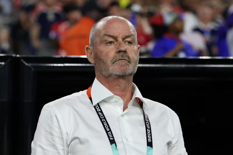 Steve Clarke v&agrave; nghệ thuật rủ bỏ &aacute;p lực World Cup cho Scotland