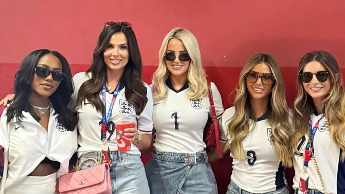 Rút ngắn gấp đôi thời gian ghé thăm ở Euro 2024 của vợ và bạn gái các tuyển thủ Anh