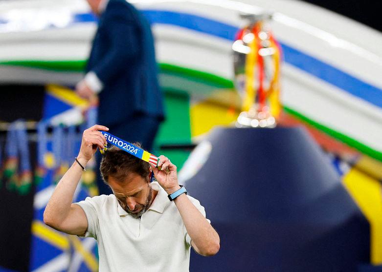 Gareth Southgate từ chức HLV tuyển Anh sau chung kết Euro 2024