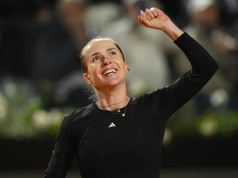 Quần vợt Italian Open 2026: Elina Svitolina đánh bại Iga Swiatek, tái ngộ Coco Gauff tại chung kết