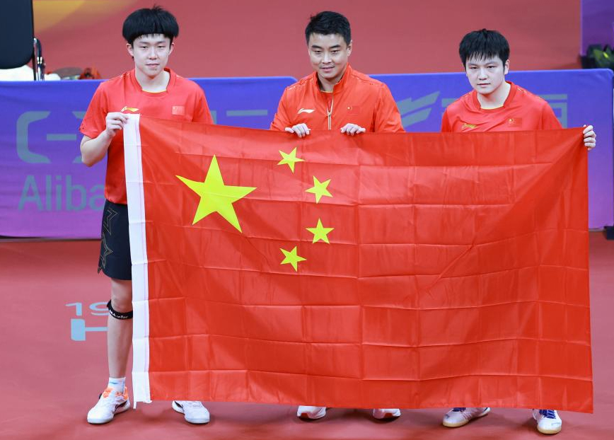 Bóng bàn Asian Games 19: Trung Quốc lấy luôn các ngôi vô địch đơn nữ, đôi nam, đôi nam nữ