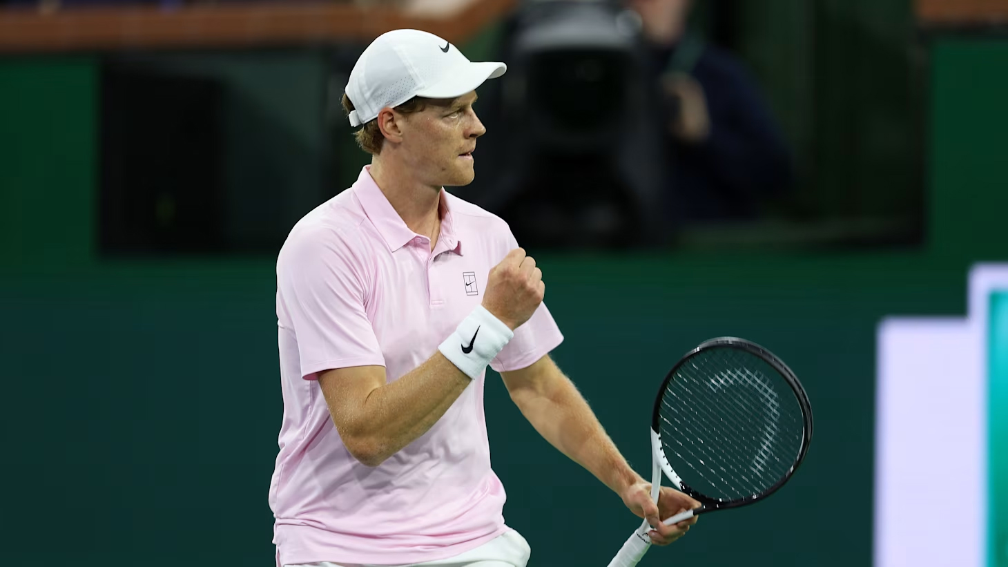 Jannik Sinner "hủy diệt" đối thủ tại Indian Wells 2026: Đẳng cấp của số 2 quần vợt thế giới và bài học về sự khổ luyện