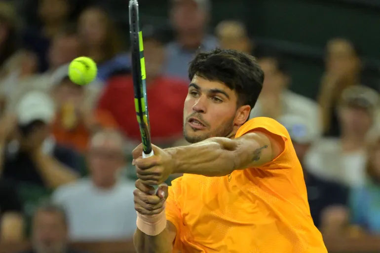 Bán kết quần vợt Indian Wells 2026: Alcaraz duy trì chuỗi 16 trận bất bại, sẵn sàng đại chiến Medvedev