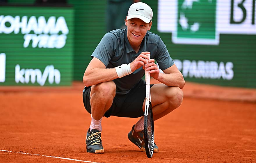 Jannik Sinner phá kỷ lục của Djokovic, thẳng tiến vào bán kết quần vợt Rome Masters 2026