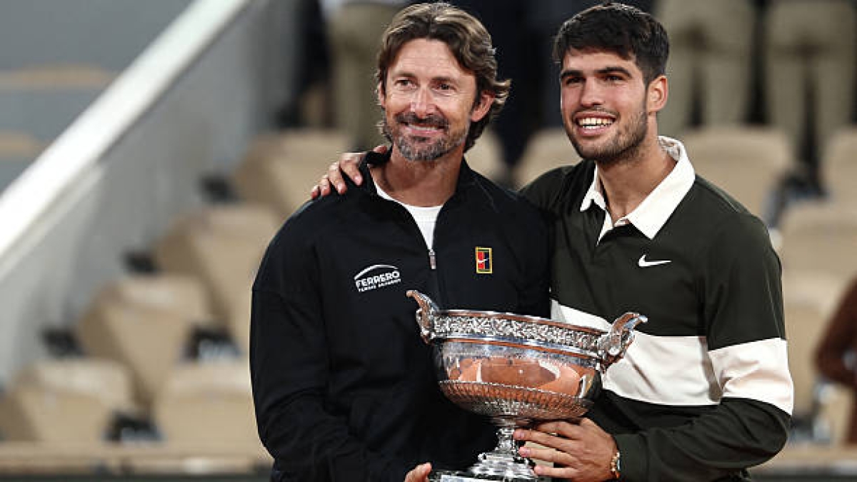 Carlos Alcaraz chia tay HLV Juan Carlos Ferrero sau m&ugrave;a giải quần vợt th&agrave;nh c&ocirc;ng nhất sự nghiệp