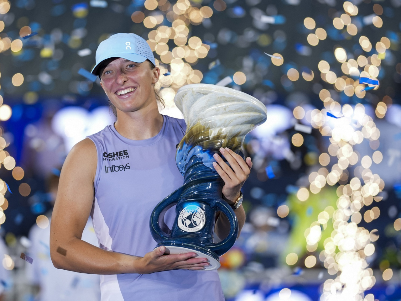 Vô địch Grand Slam 6 lần, cựu số 1 đơn nữ quần vợt thế giới Swiatek mới lần đầu đăng quang giải Cincinnati Open Vô địch Grand Slam 6 lần, cựu số 1 đơn nữ quần vợt thế giới Swiatek mới lần đầu đăng quang giải Cincinnati Open