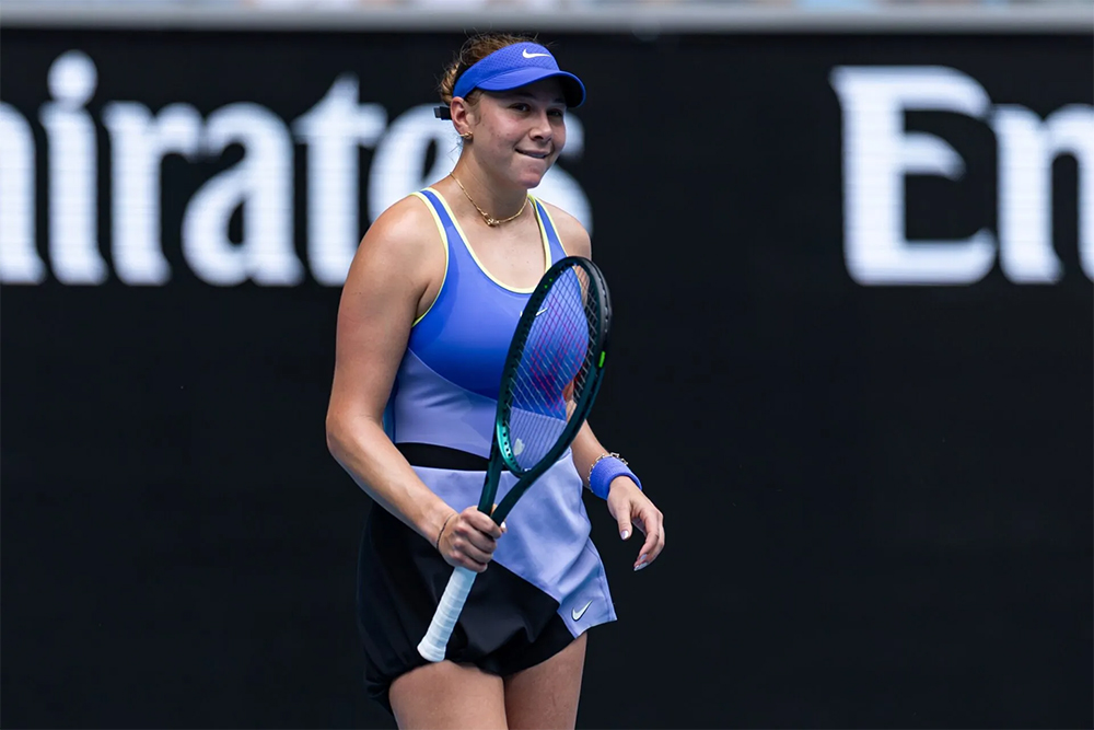 Quần vợt Miami Open 2026: Amanda Anisimova và bài học về sự điềm tĩnh sau "cú sốc" từ những cơn mưa