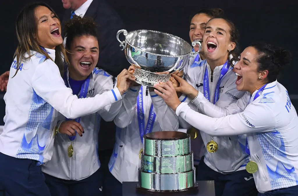 Đương kim vô địch Ý bảo vệ danh hiệu quần vợt Billie Jean King Cup cho dù "dưới cơ" Mỹ