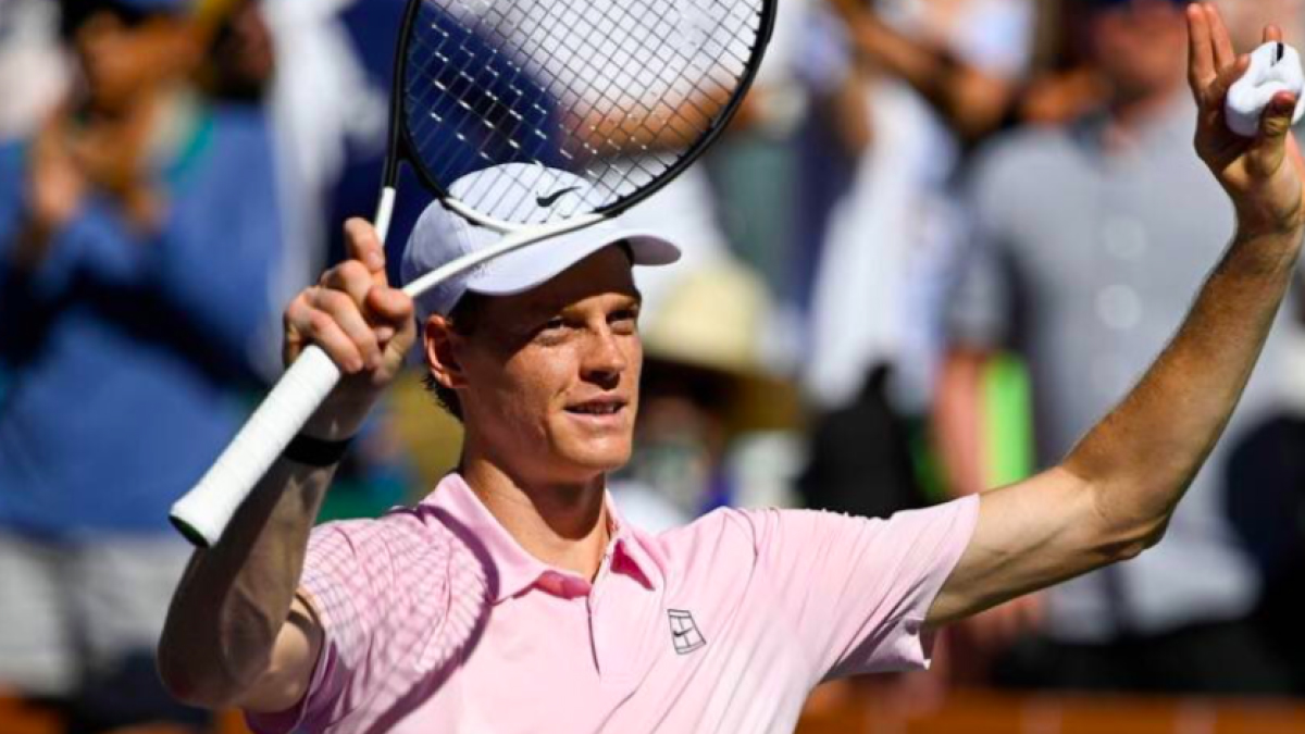 Quần vợt Miami Open 2026: Jannik Sinner thắng áp đảo ngày chào sân, hướng tới chiến tích lịch sử của Roger Federer Quần vợt Miami Open 2026: Jannik Sinner thắng áp đảo ngày chào sân, hướng tới chiến tích lịch sử của Roger Federer