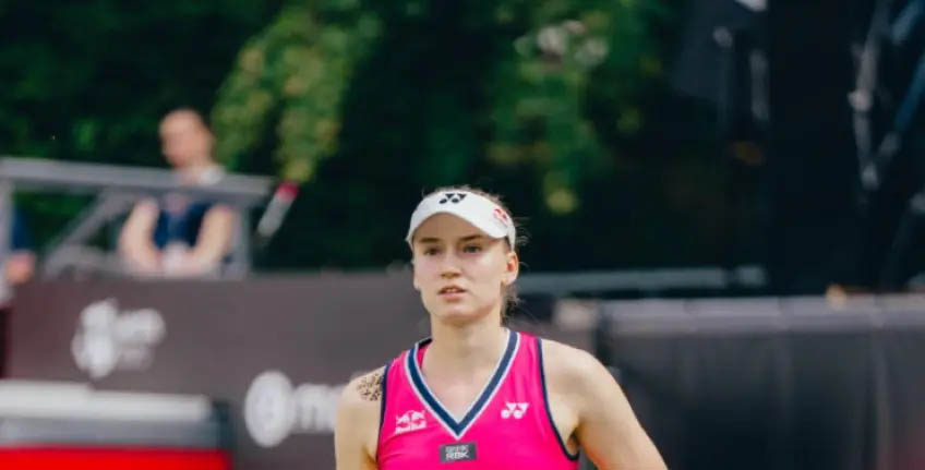 Elena Rybakina bình luận về việc Aryna Sabalenka xúc phạm cô trong video Chung kết quần vợt WTA lan truyền chóng mặt Elena Rybakina bình luận về việc Aryna Sabalenka xúc phạm cô trong video Chung kết quần vợt WTA lan truyền chóng mặt