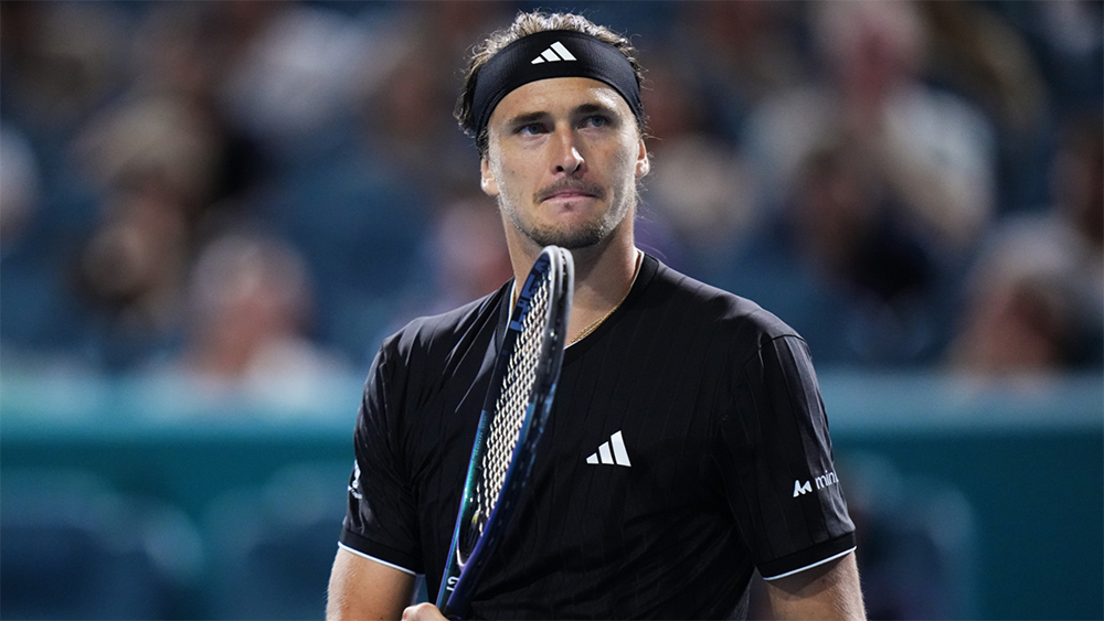 Đại chiến Zverev vs Sinner tại bán kết quần vợt Miami Open: Khi những người vừa lập cột mốc mới đối đầu vì ngôi vương Đại chiến Zverev vs Sinner tại bán kết quần vợt Miami Open: Khi những người vừa lập cột mốc mới đối đầu vì ngôi vương