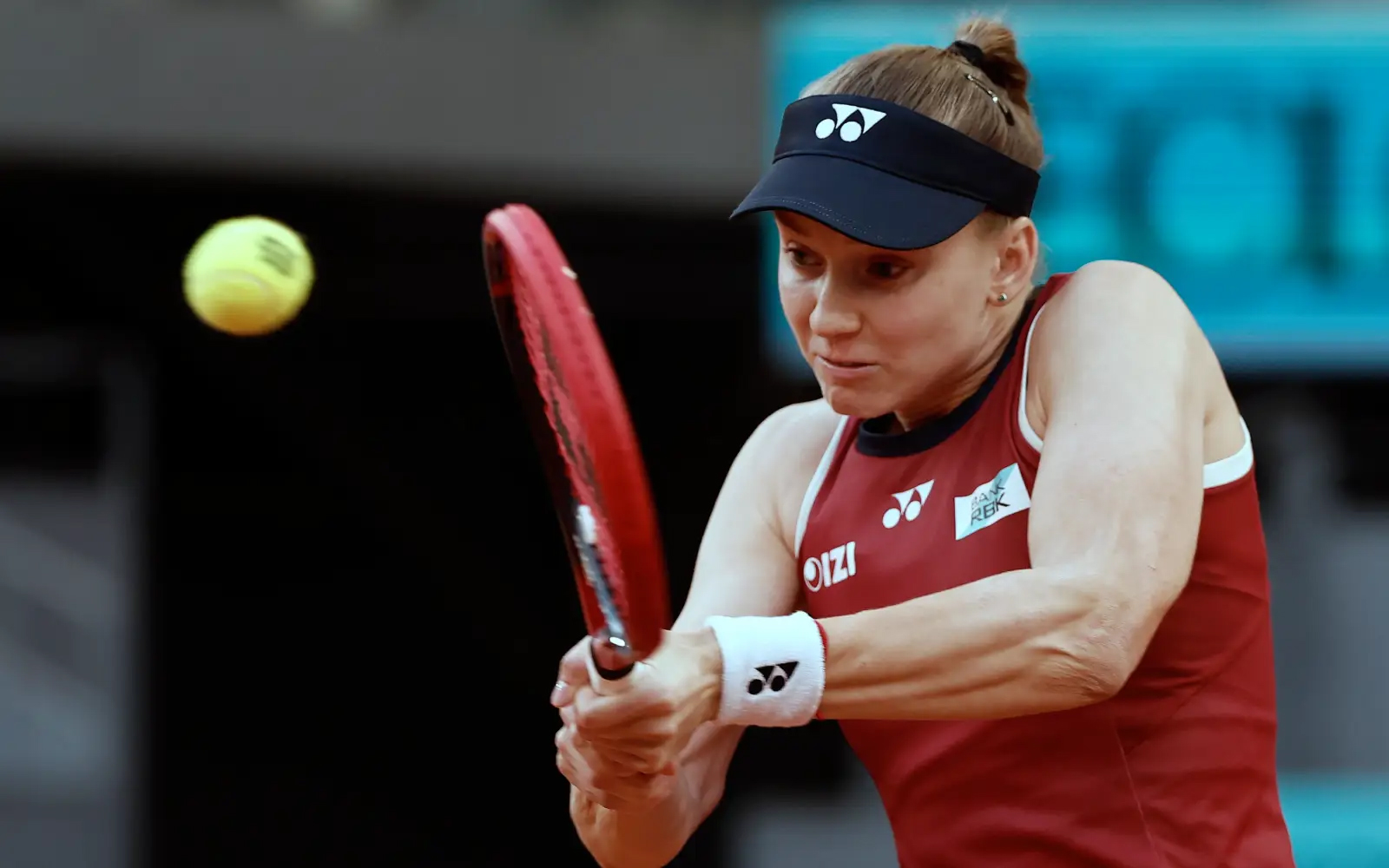 Quần vợt Madrid Open 2026: Elena Rybakina chỉ trích hệ thống trọng tài điện tử và cuộc khủng hoảng niềm tin công nghệ