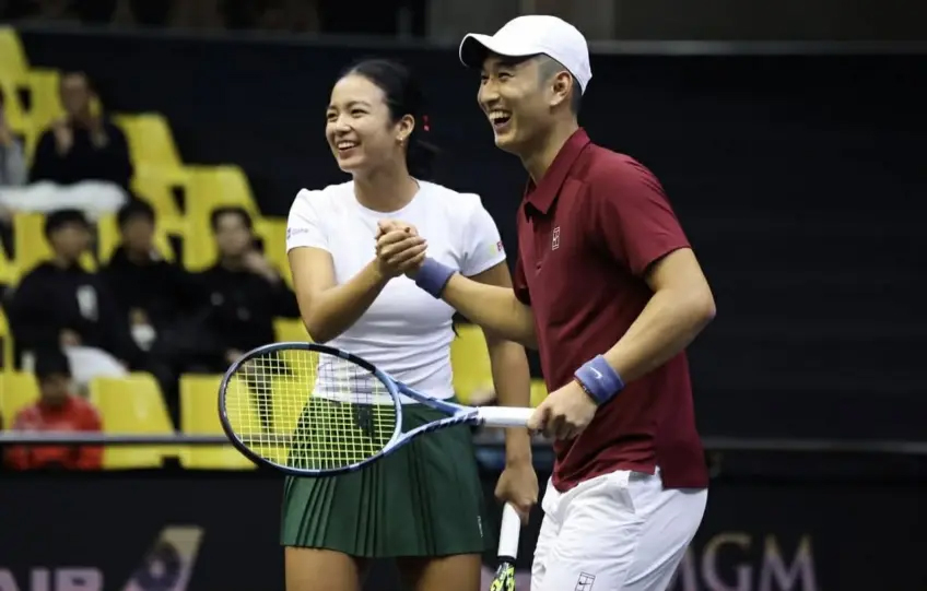 Nhà vô địch quần vợt SEA Games 33 Alexandra Eala cảm thấy thế nào khi thi đấu đôi nam nữ chống lại 2 tay vợt nam? Nhà vô địch quần vợt SEA Games 33 Alexandra Eala cảm thấy thế nào khi thi đấu đôi nam nữ chống lại 2 tay vợt nam?