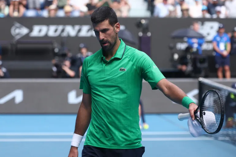 Djokovic cảnh báo "con dao hai lưỡi" từ quãng nghỉ và lo lắng trước đại chiến Sinner tại giải quần vợt Australian Open