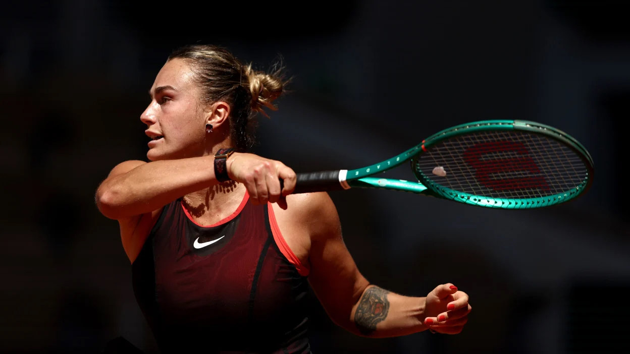 Số 1 thế giới Aryna Sabalenka tiến vào vòng 3 đơn nữ quần vợt Roland Garros 2026 sau chiến thắng trước Elsa Jacquemot
