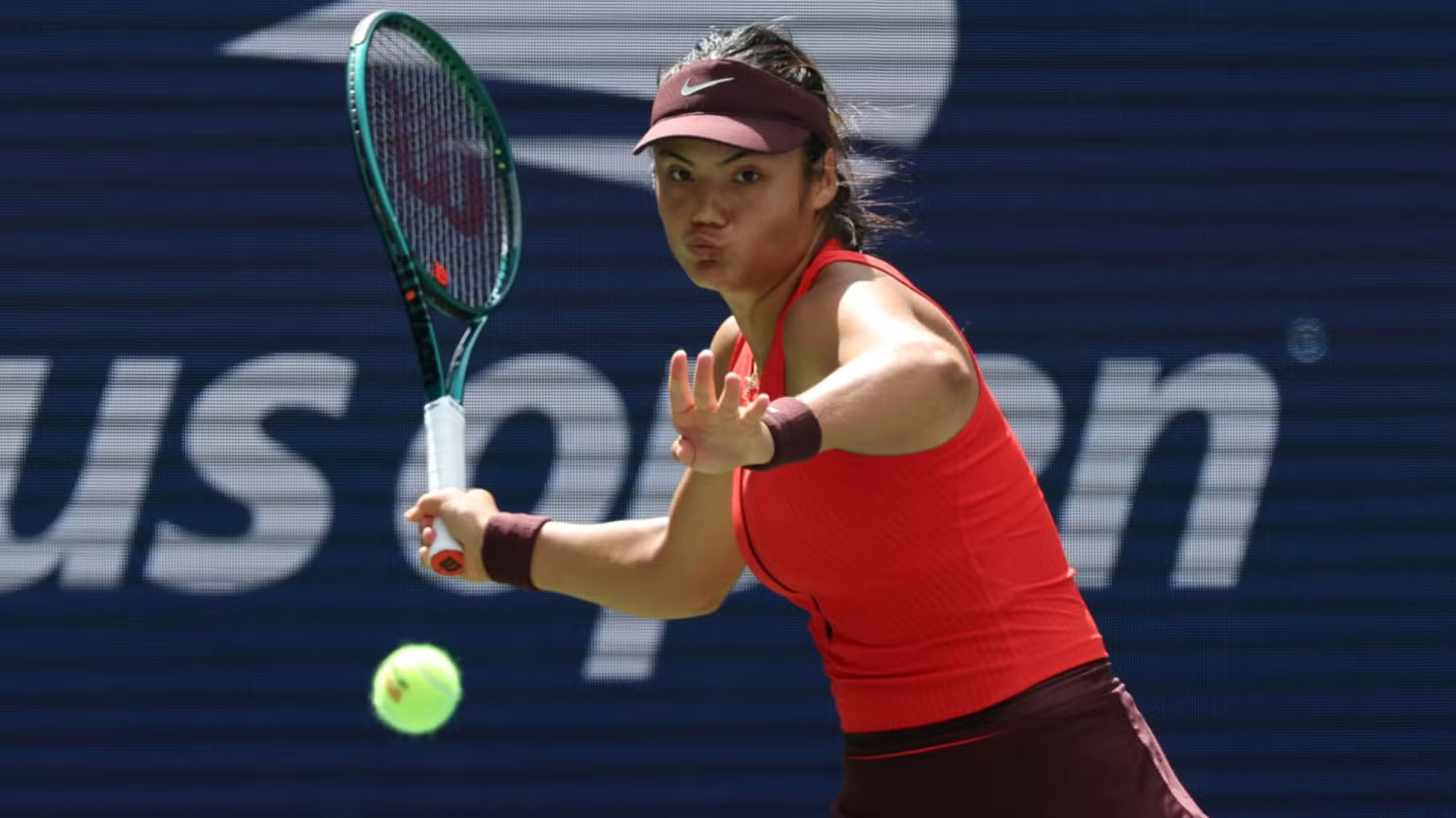 Emma Raducanu bị chỉ trích vì những phát ngôn "kiêu ngạo" sau khi bị loại khỏi giải quần vợt US Open 2025