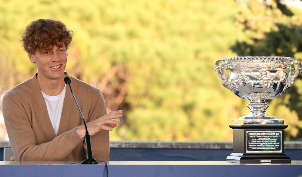 T&acirc;n v&ocirc; địch tennis Australian Open 2024 Jannik Sinner tiết lộ b&iacute; quyết th&agrave;nh c&ocirc;ng