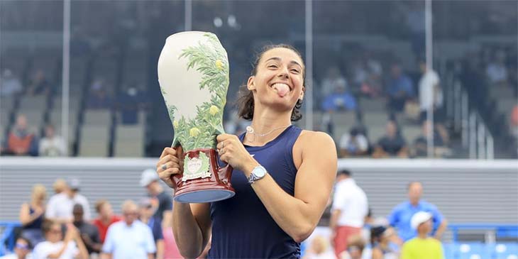 Kết quả tennis mới nhất 22/8: Caroline Garcia đi vào lịch sử Cincinnati