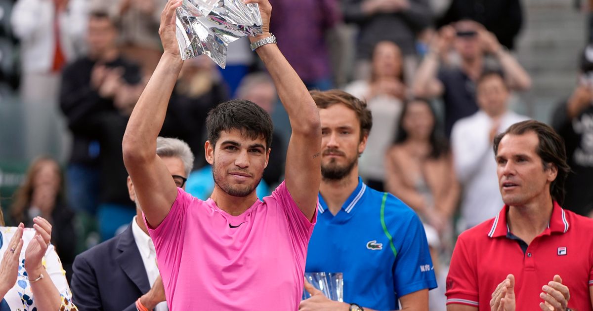 Kết quả tennis mới nhất 20/3: Alcaraz trở lại số 1 thế giới, Medvedev khen xứng đáng