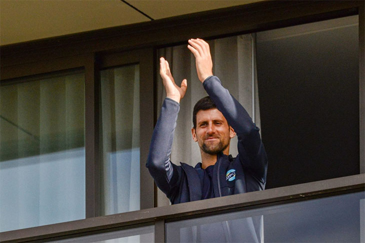 Djokovic thắng kiện, nhưng còn nguy cơ bị trục xuất: Lãnh đạo Úc đừng không biết điểm dừng