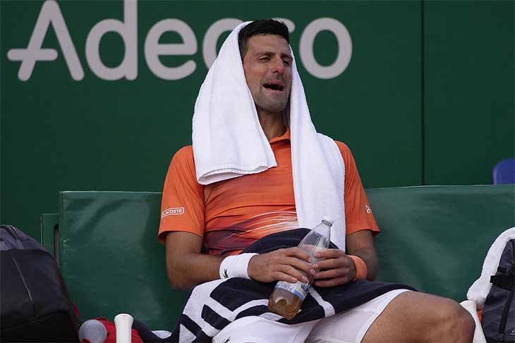 Kết quả tennis mới nhất 30/4: Số 1 thế giới Djokovic chung nh&aacute;nh với Nadal ở Madrid Open 