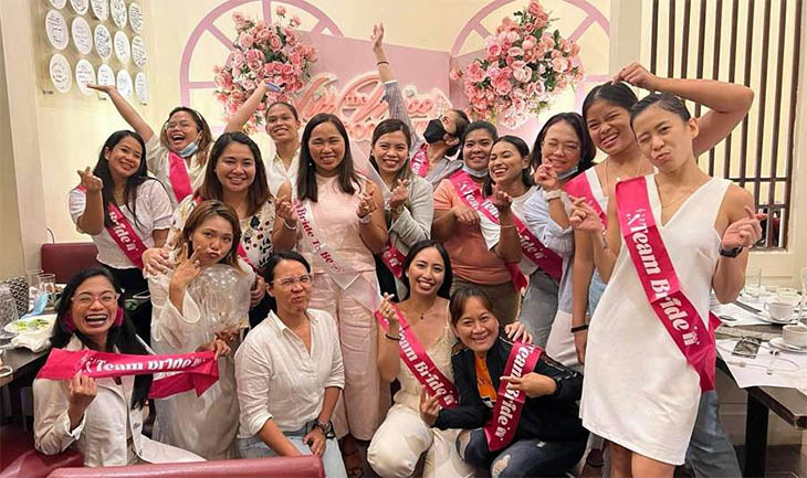 Lễ cưới của sao cử tạ Philippines vô địch Olympic Hidilyn Diaz đầy dân showbiz
